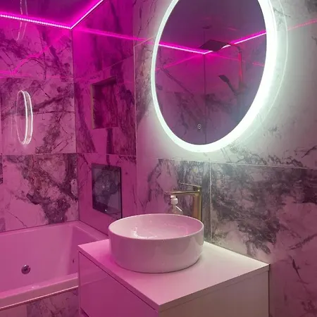 Emerald Apartment